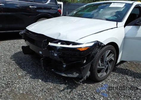 2025 Hyundai Elantra Sel Sport z USA, uszkodzony, nr VIN KMHLM4DG7SU913605